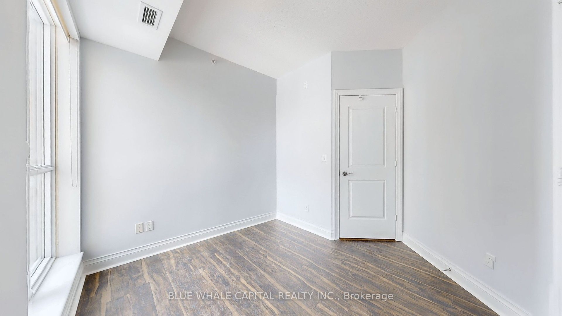 68 Main Street N, #426