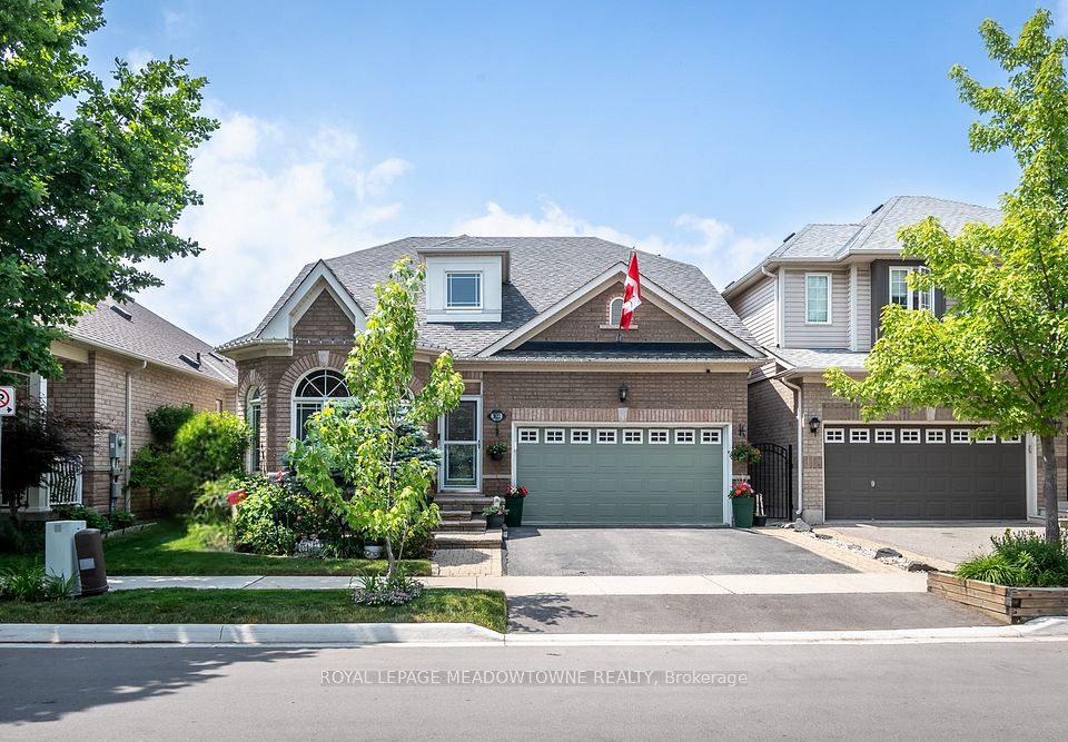1022 Donnelly