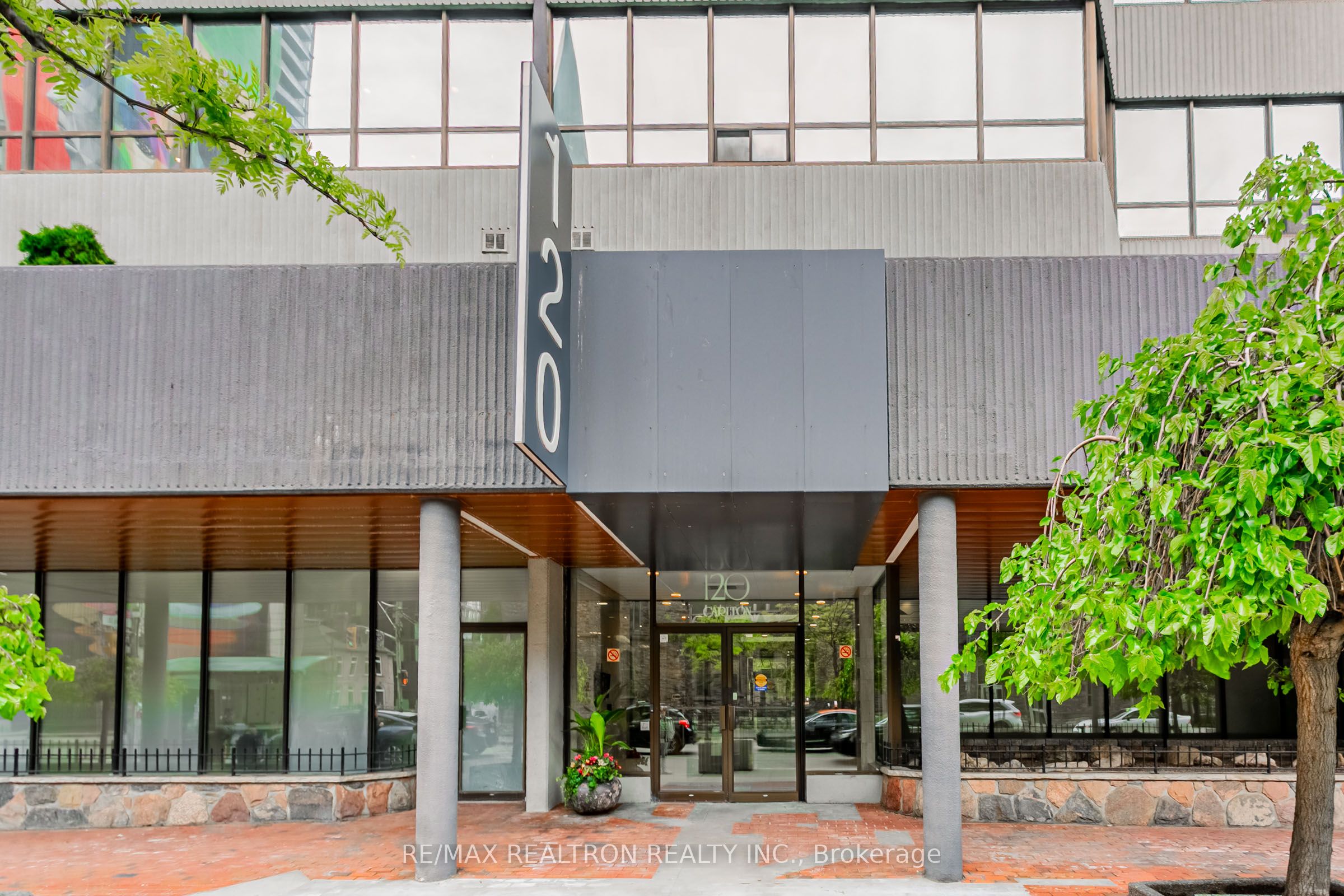 120 Carlton Street, #201