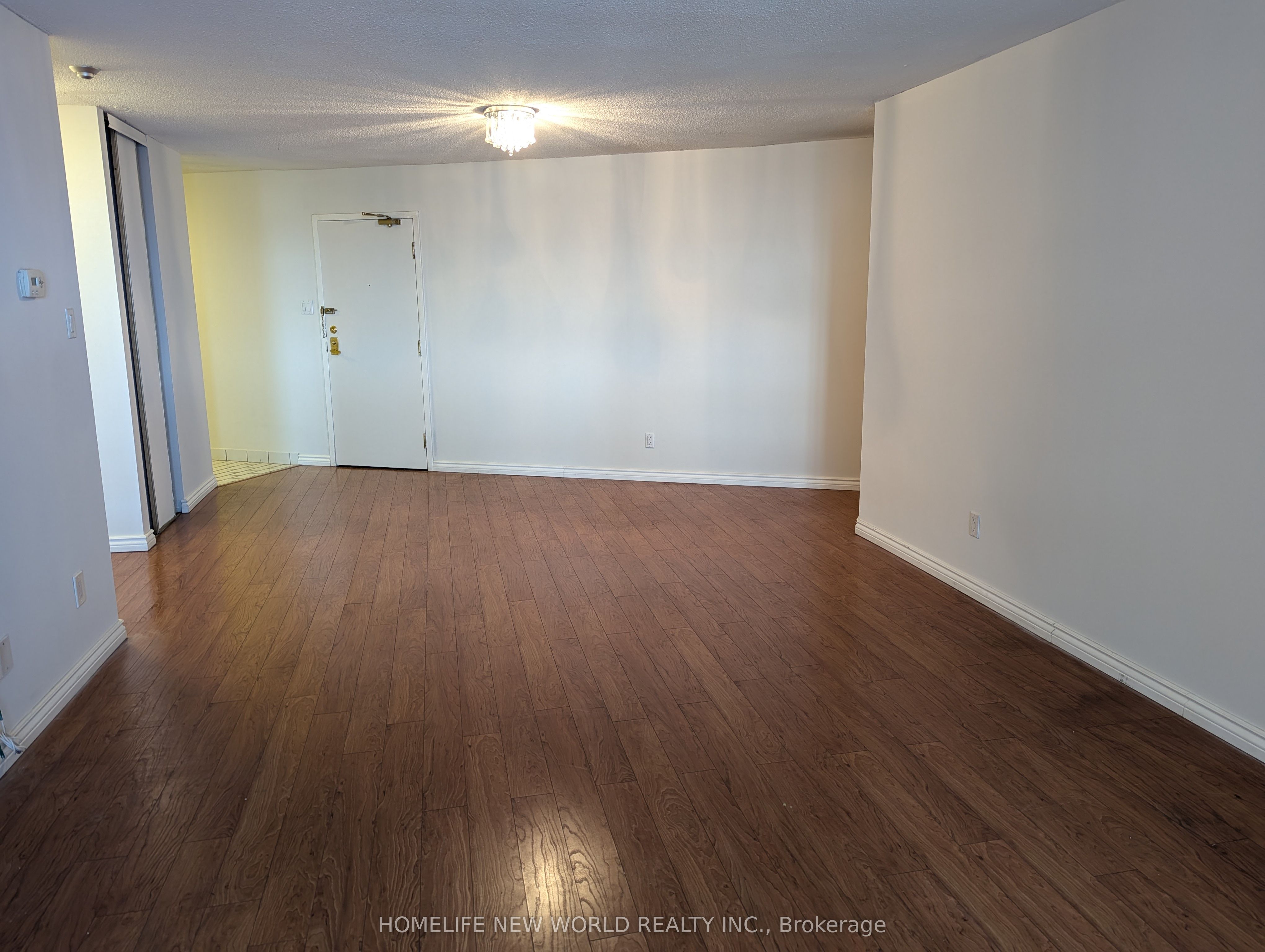 260 Queens Quay W, #2103