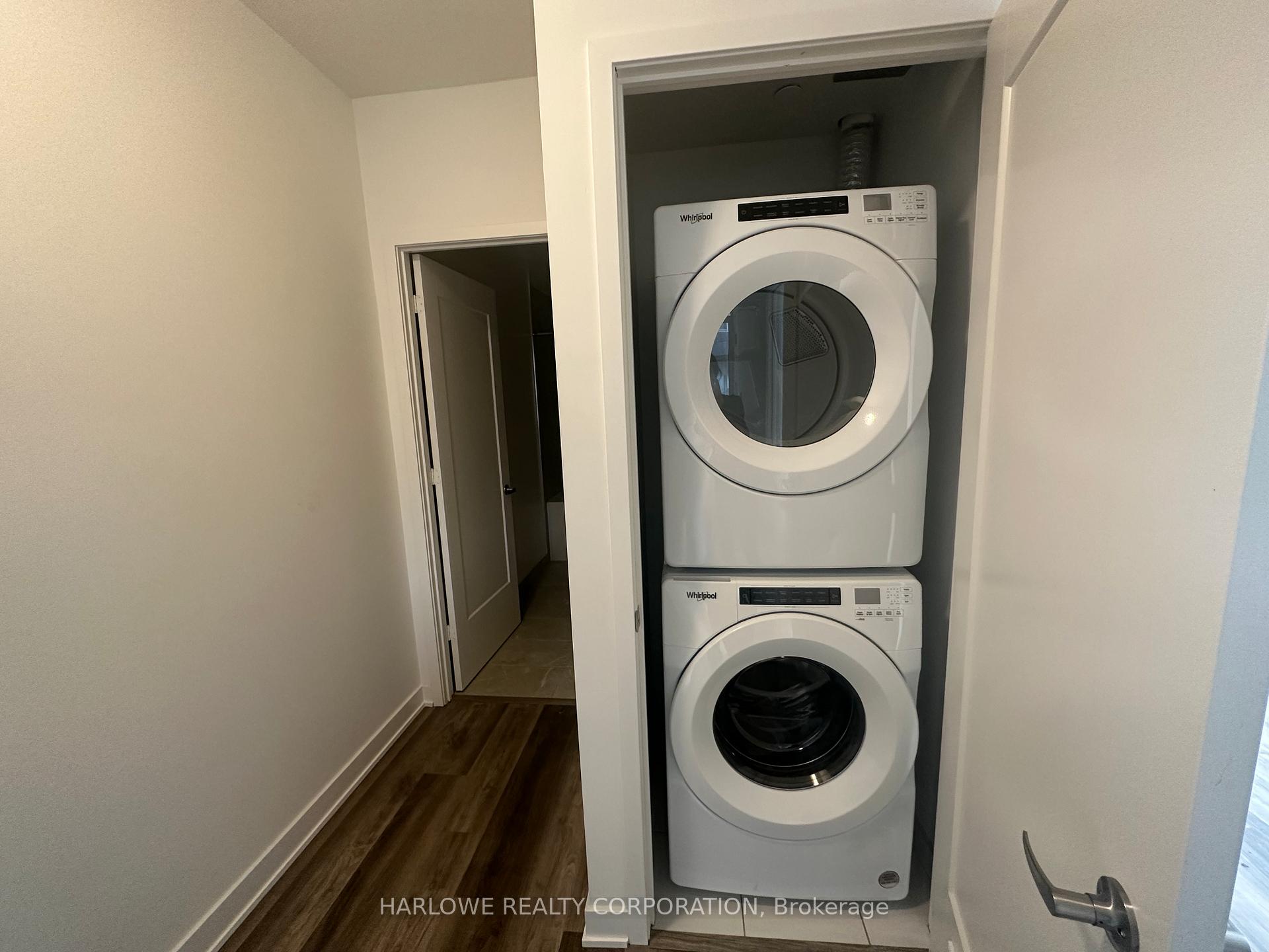5 Bedrooms Condo at 60 Princess,  Toronto For sale