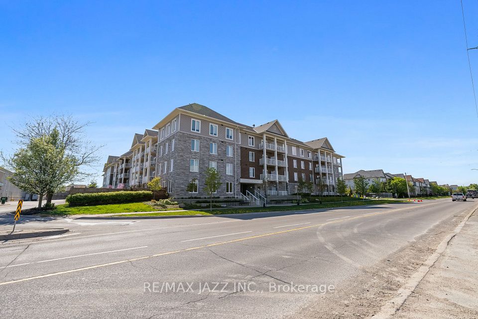 #316 - 290 Liberty Street, Clarington, ON L1C 0V5