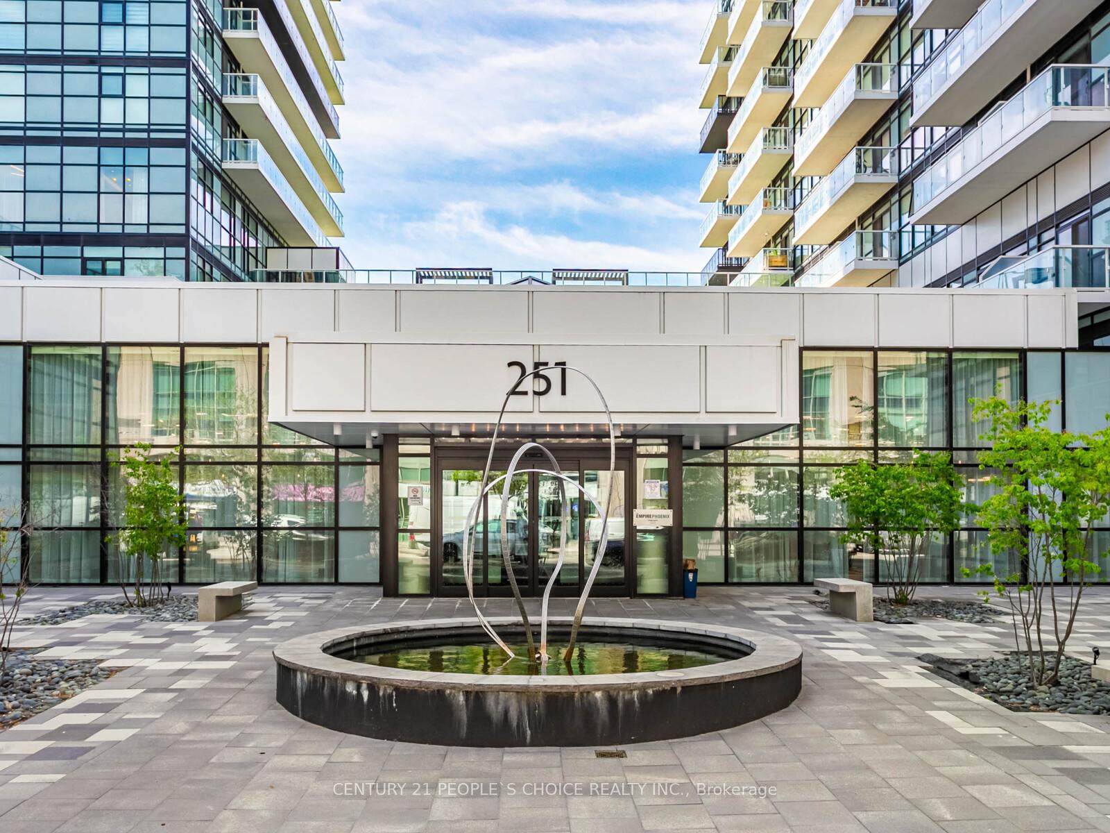 2 Bedrooms Condo at 251 Manitoba, Toronto For sale