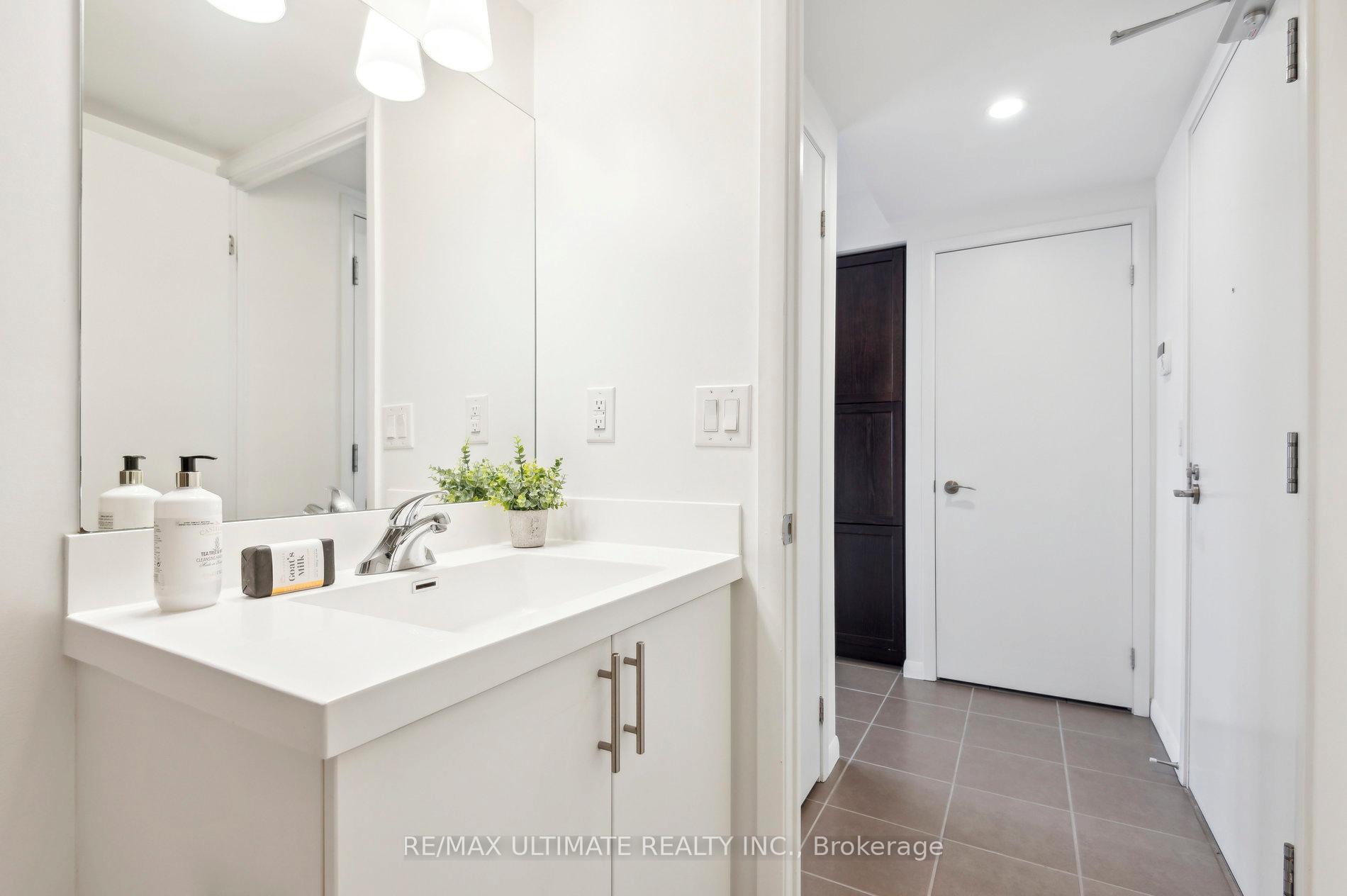 1 Bedroom Condo at 830 Lawrence, Toronto For sale