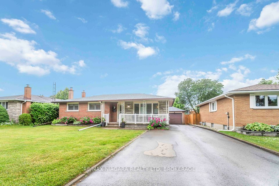 4075 Pettit