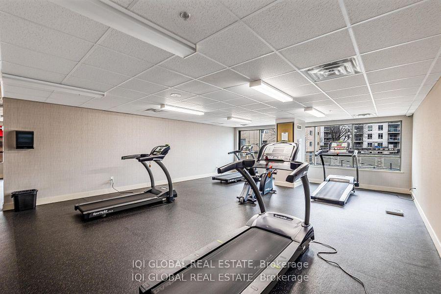 2 Bedrooms Condo at 1420 Dupont, Toronto For sale