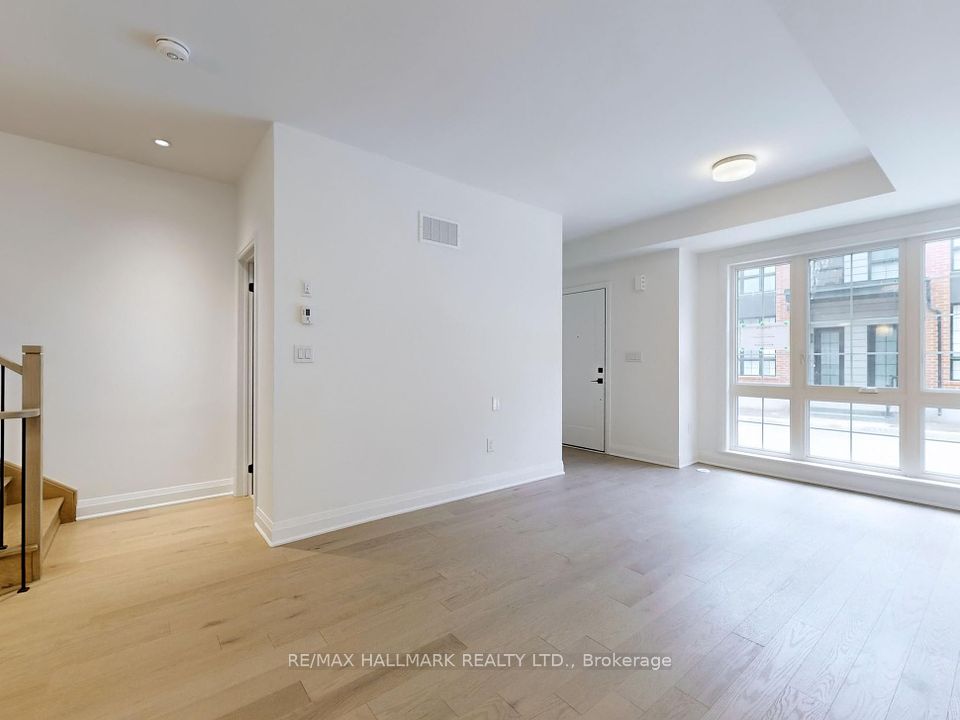 94 Alton Crescent, Vaughan, ON L4J 0M1
