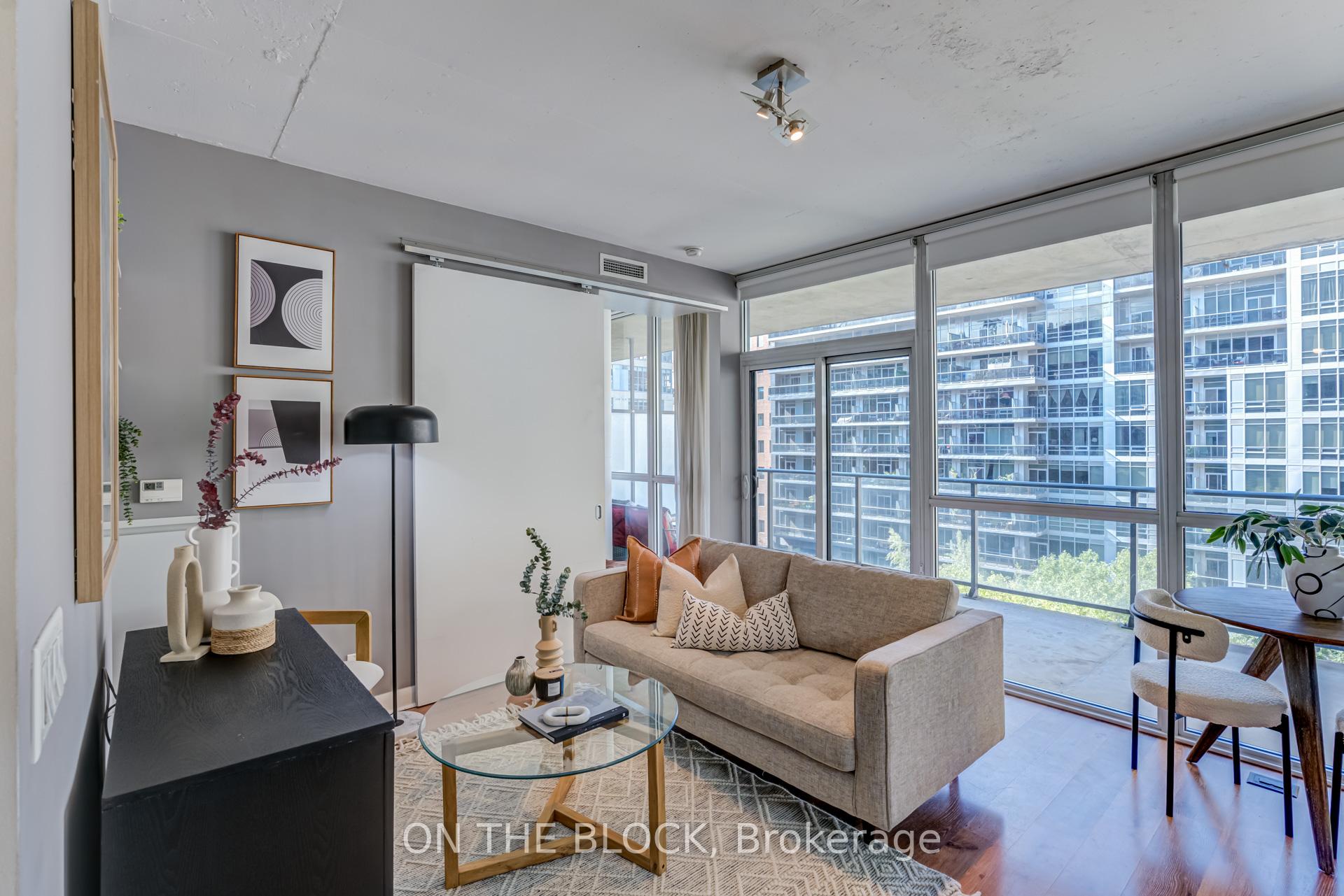1 Bedroom Condo at 478 King,  Toronto For sale