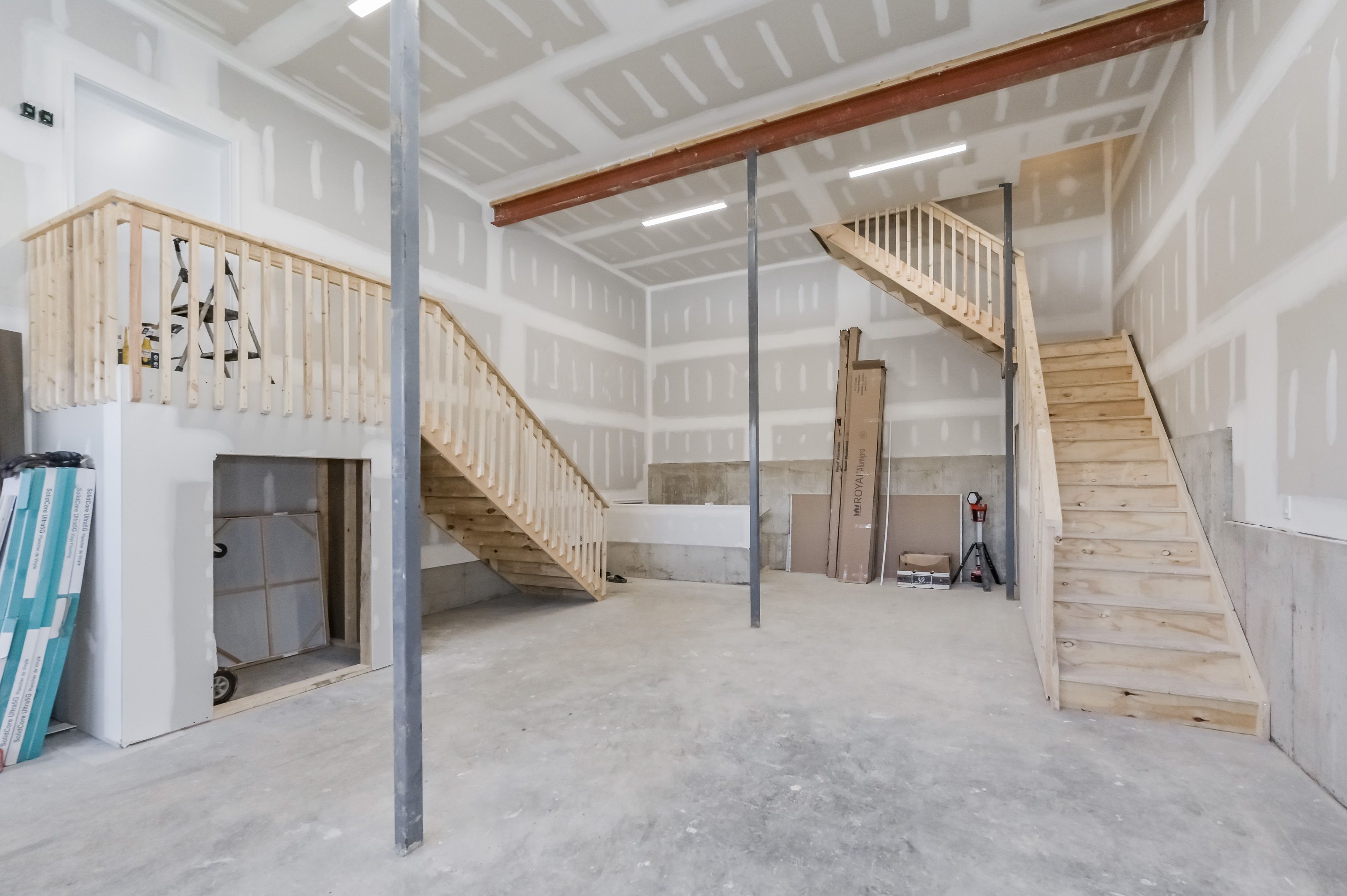 433 South River Road