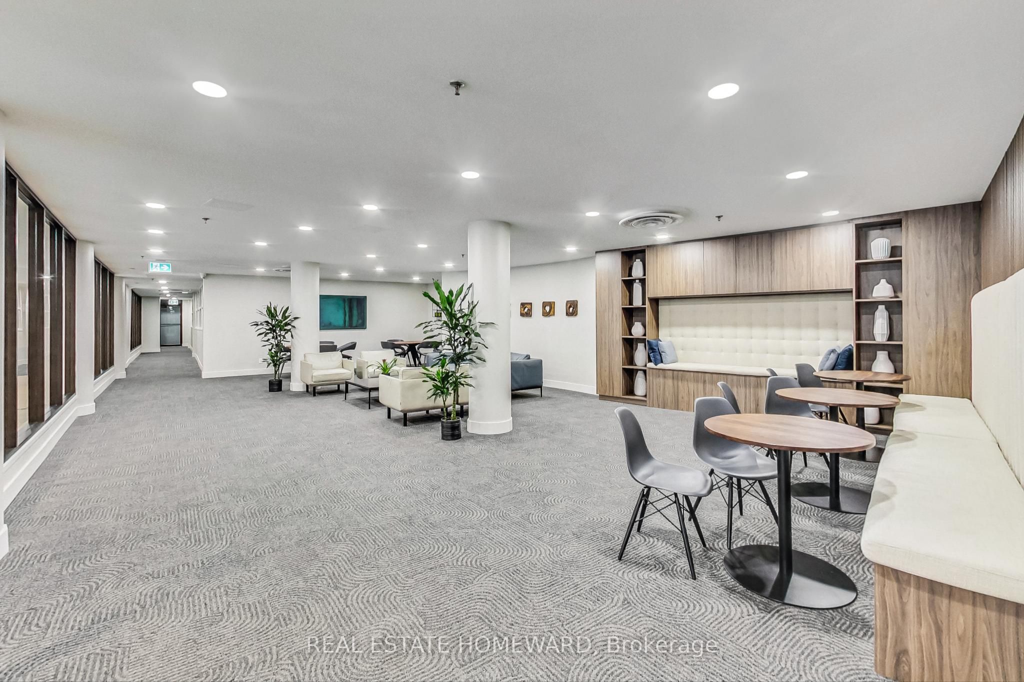 #545 - 24 Southport Street, Toronto, ON M6S 4Z1
