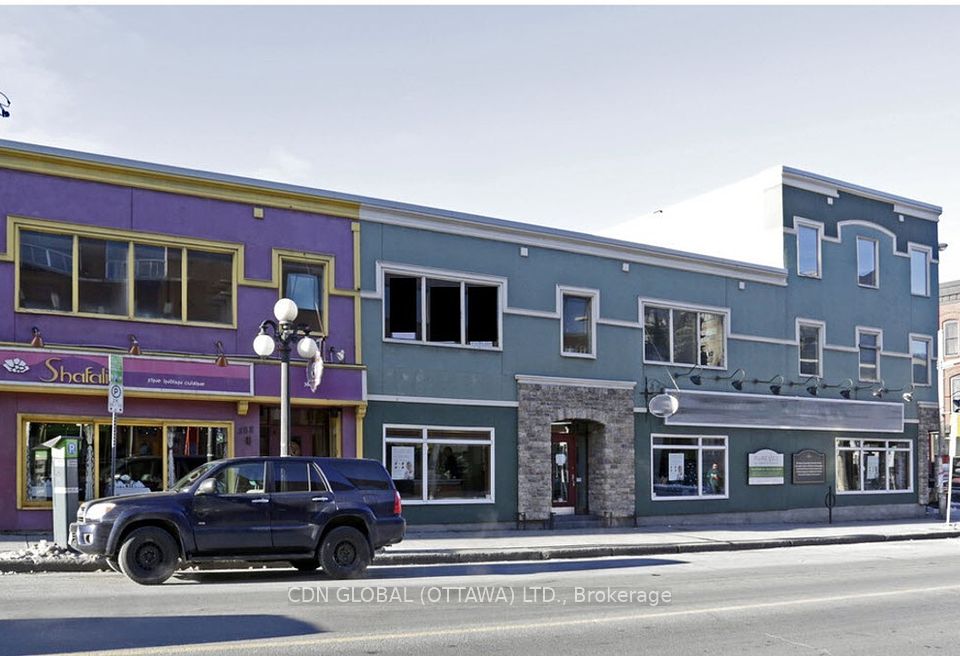 122 Clarence