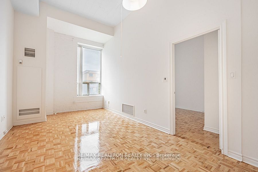 1401 Dupont Street, #125