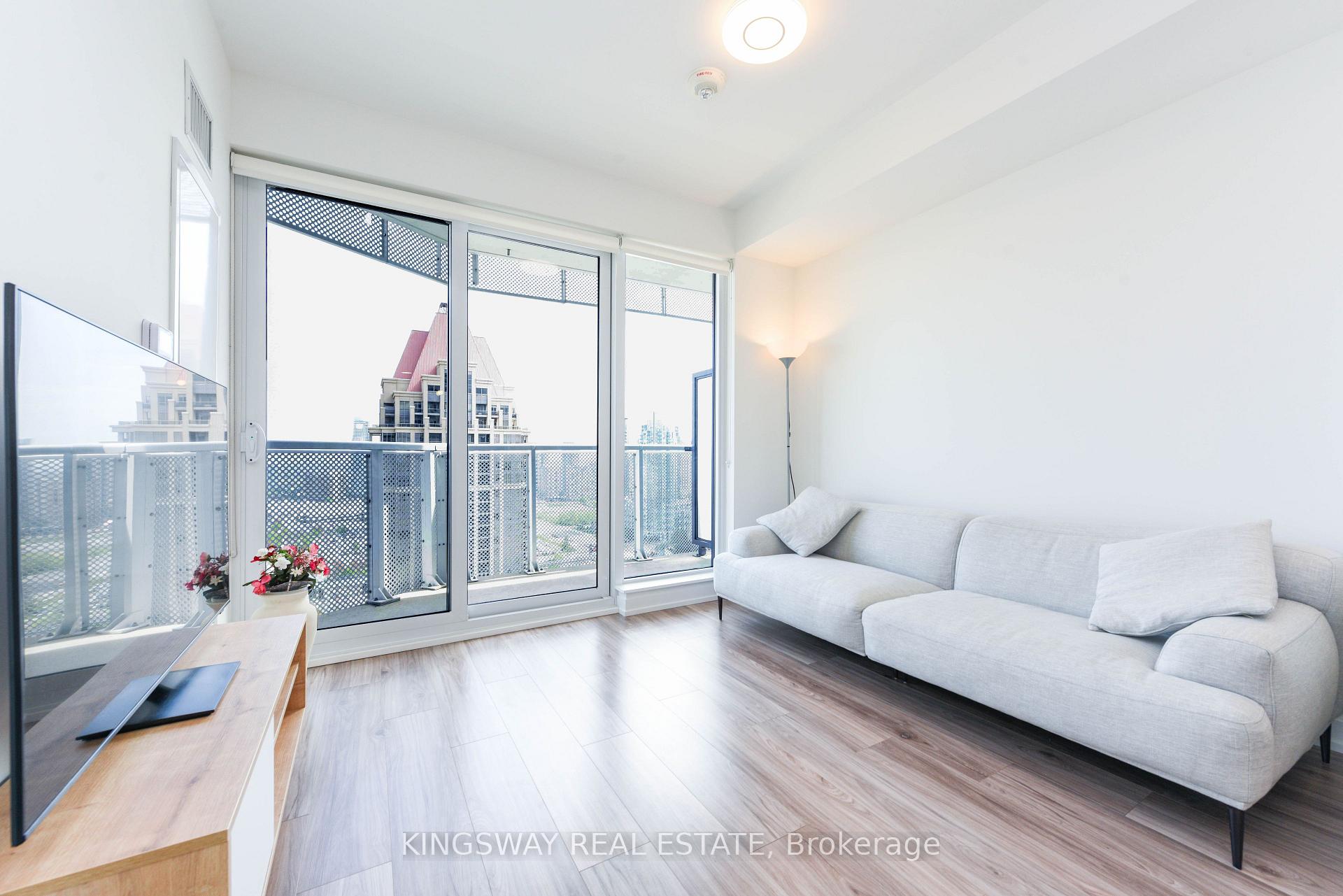 2 Bedrooms Condo at 4065 Confederation, Mississauga For sale