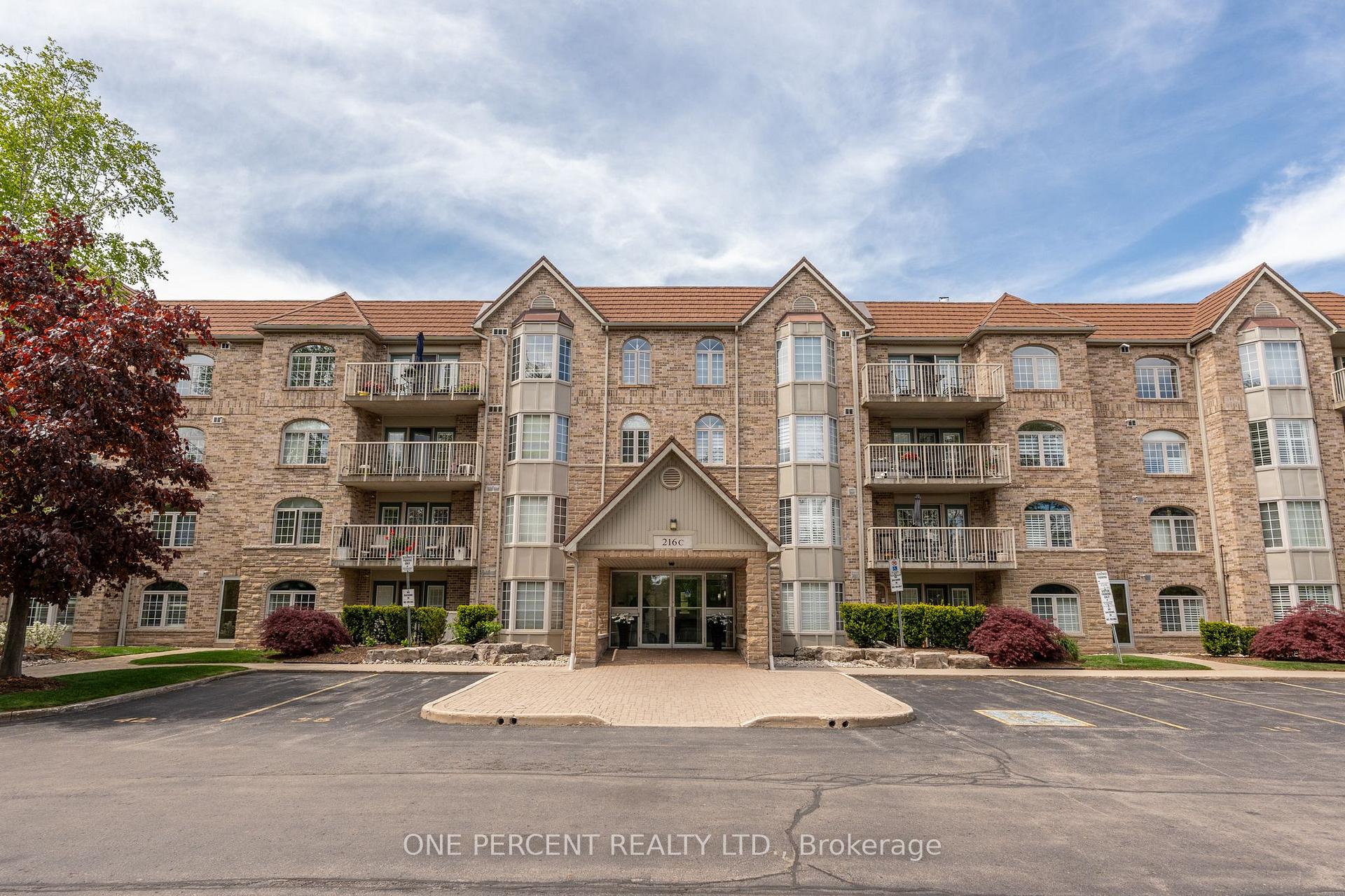 2 Bedrooms Condo at 216 PLAINS, Burlington For sale