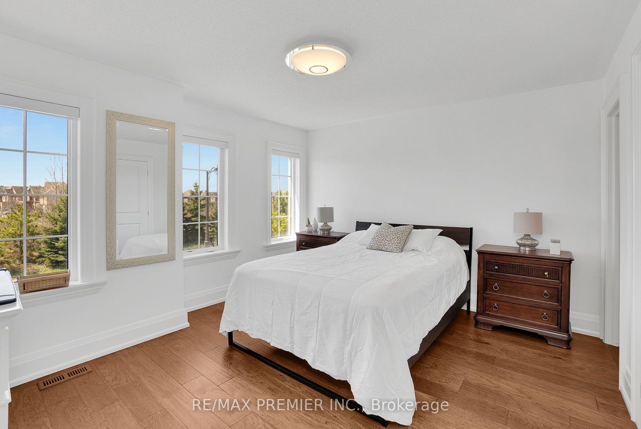 116 Torrey Pines Road
