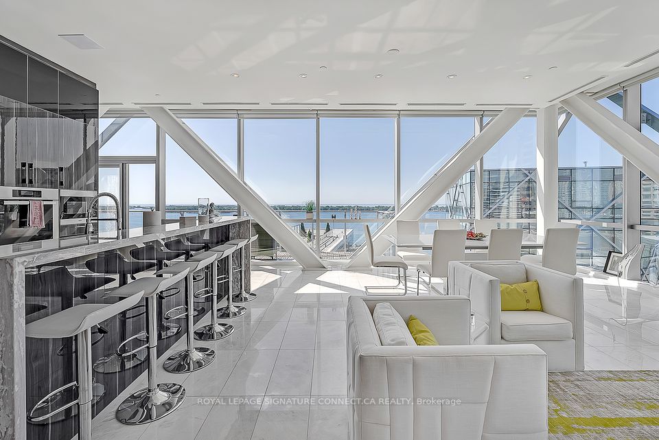 39 Queens Quay