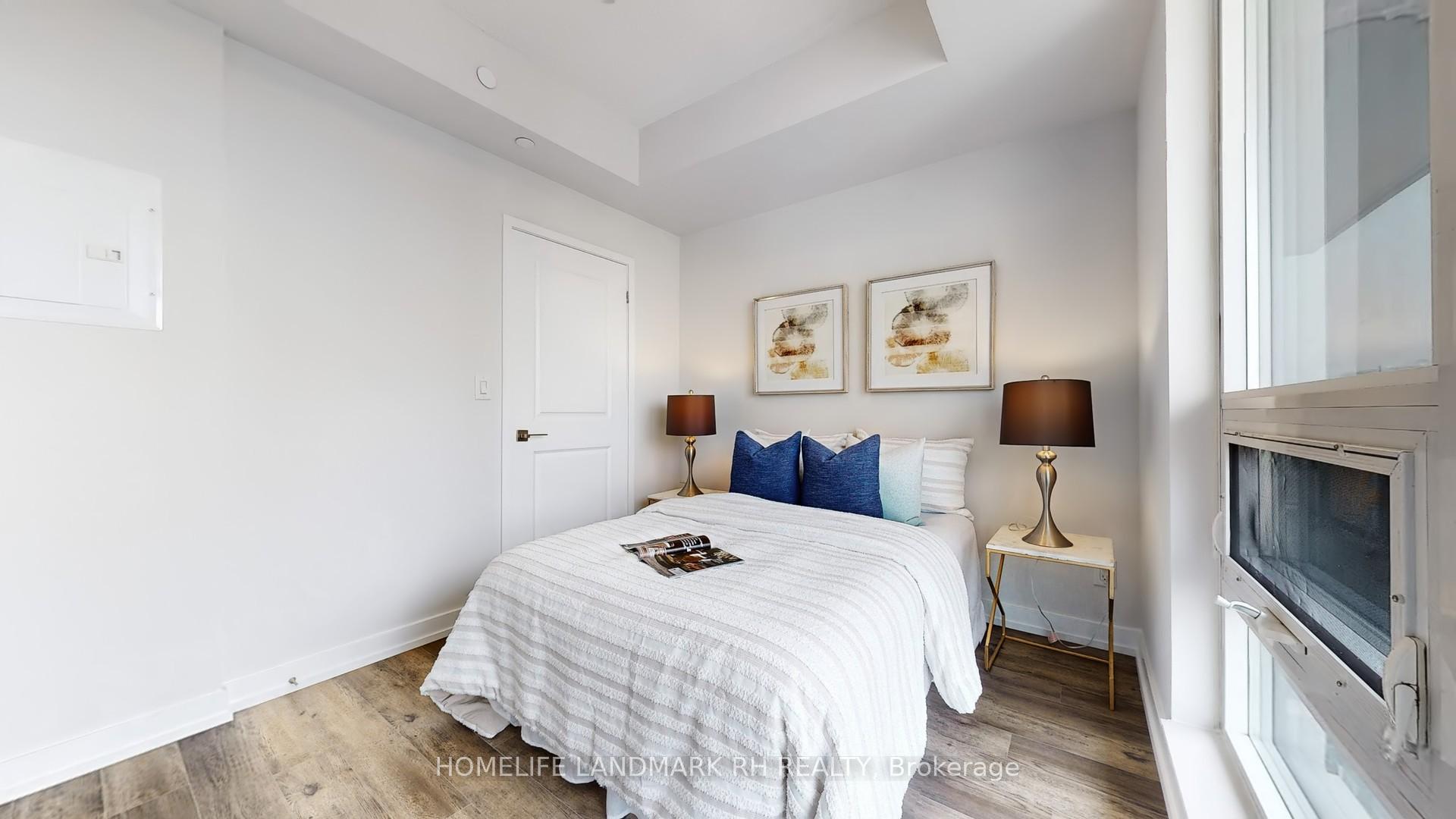 3 Bedrooms Condo at 510 Curran, Mississauga For sale