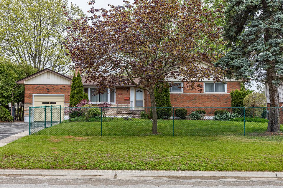 571 Bridgman