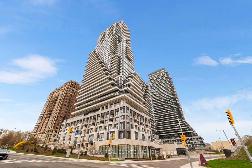 #304 - 10 Inn On the Park Drive, Toronto, ON M3C 0P9