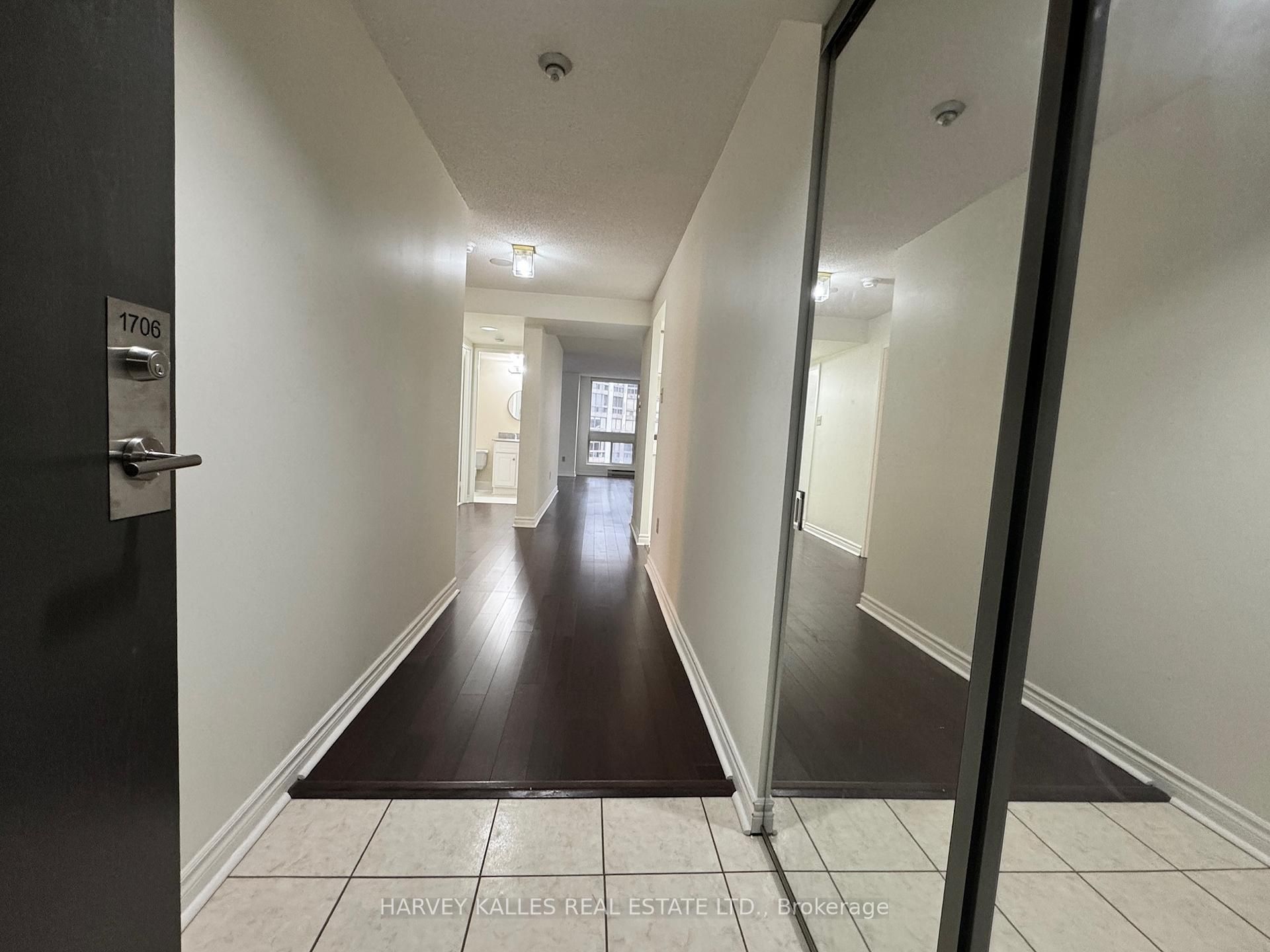 5 Kenneth Avenue 1706