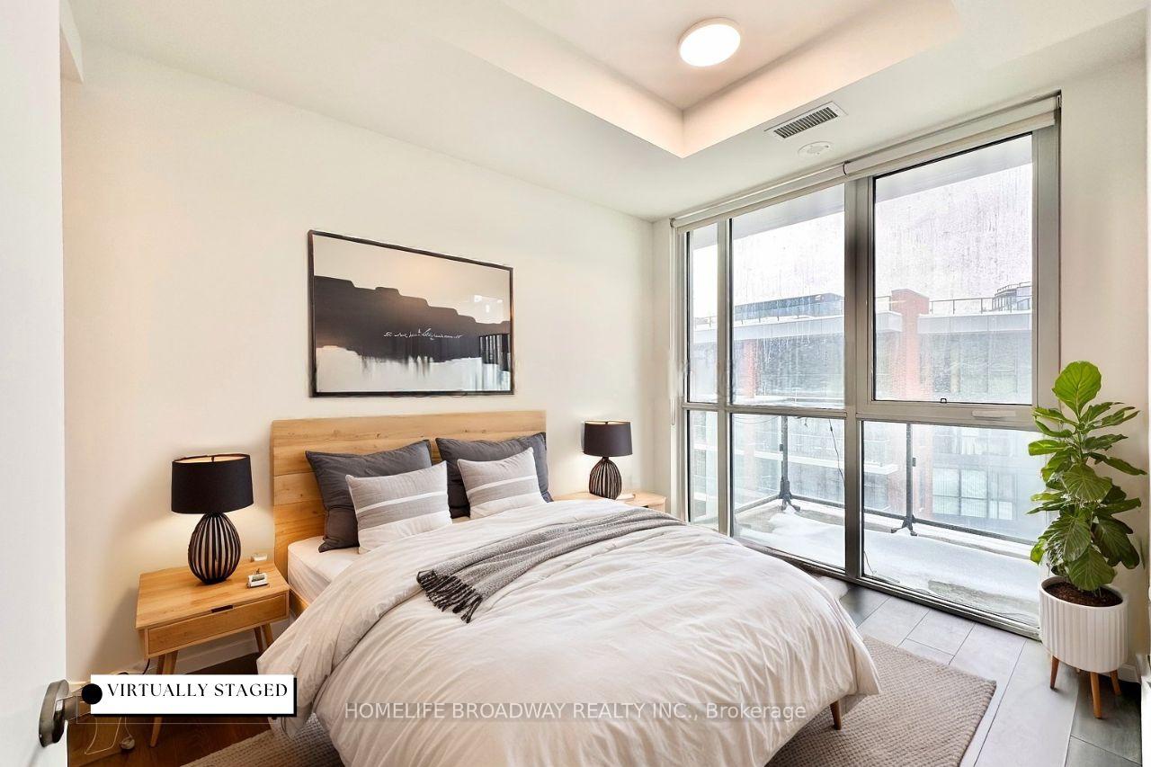 2 Bedrooms Condo at 38 Iannuzzi,  Toronto For sale