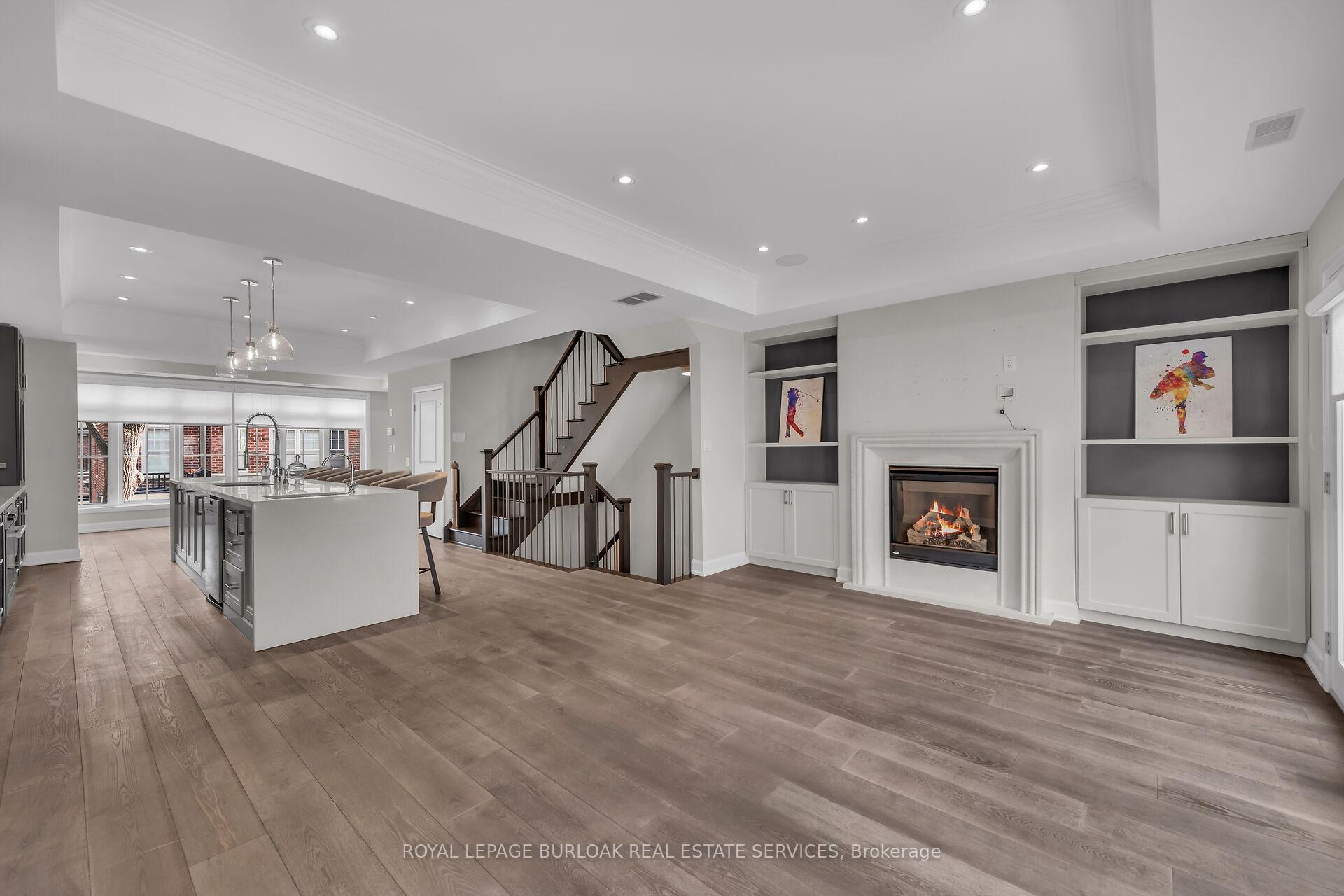 3 Bedrooms Condo at 509 Elizabeth,  Burlington For sale