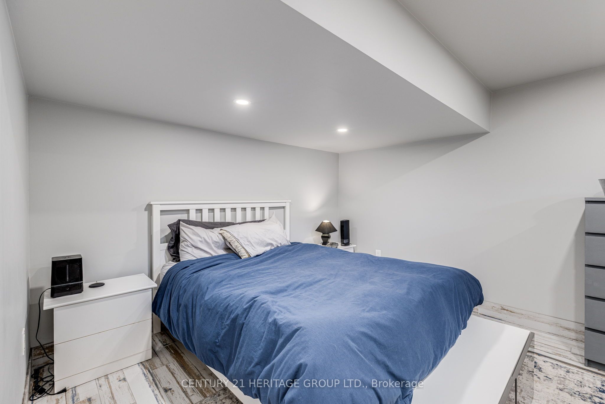 673 Chaleur Place