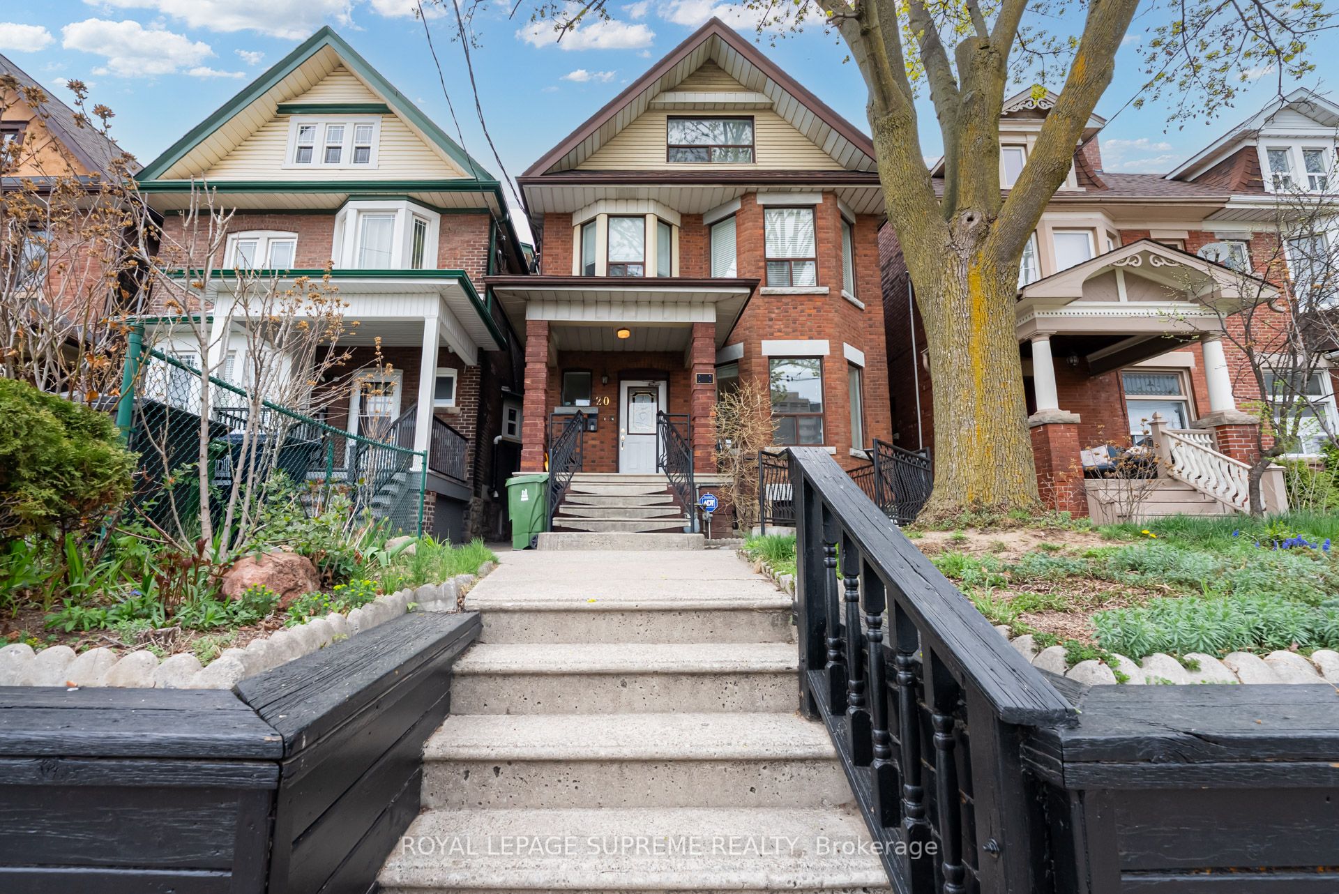 20 Edna Avenue, #1