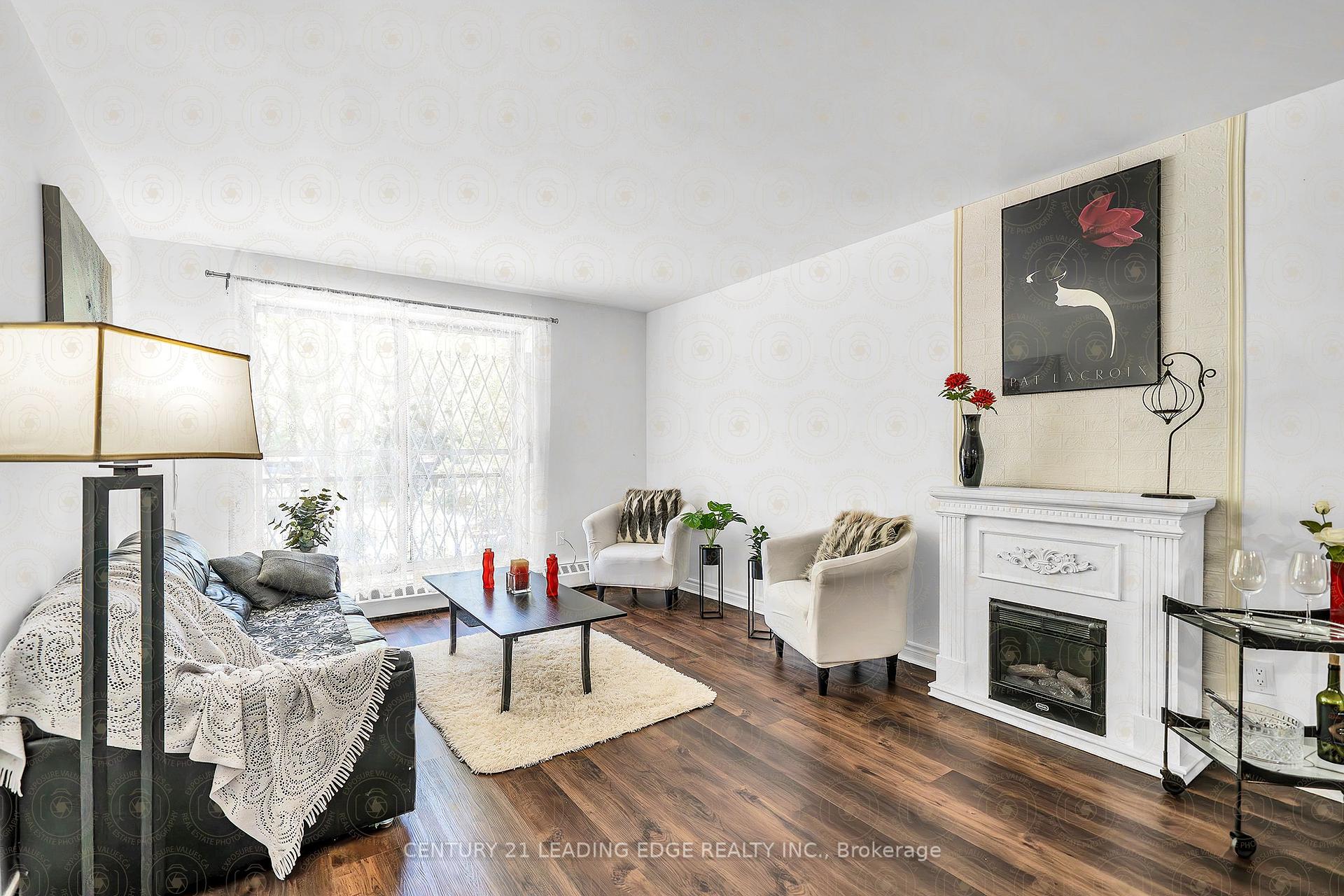 3 Bedrooms Condo at 1690 Victoria Park, Toronto For sale
