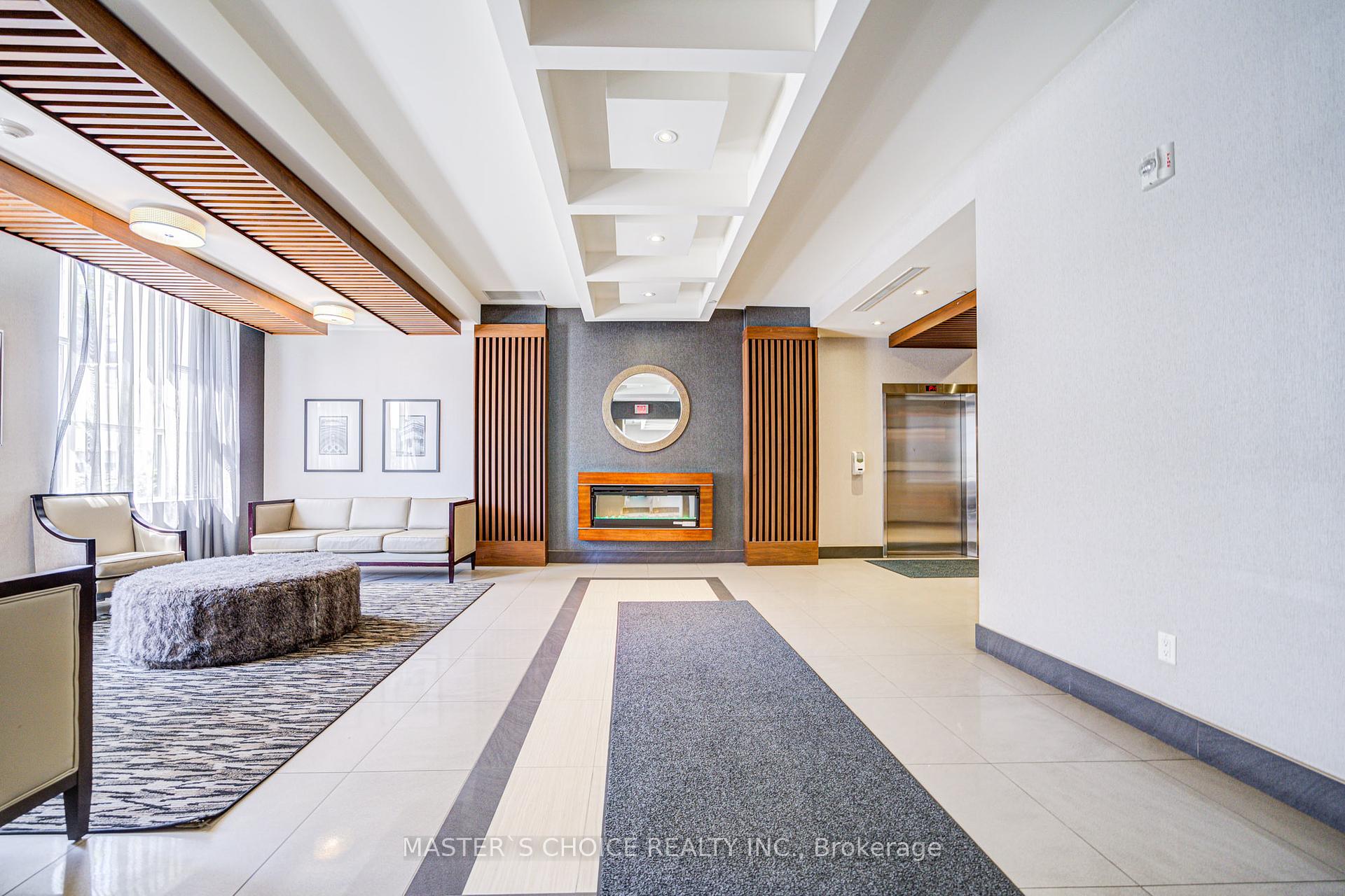 2 Bedrooms Condo at 150 Main, Hamilton For sale