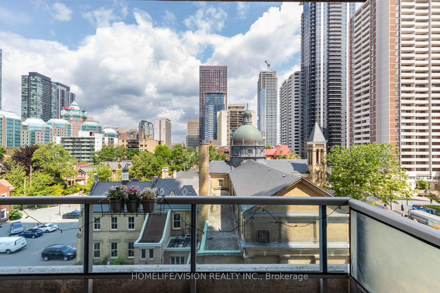 1 Bedroom Condo at 500 Sherbourne, Toronto For sale