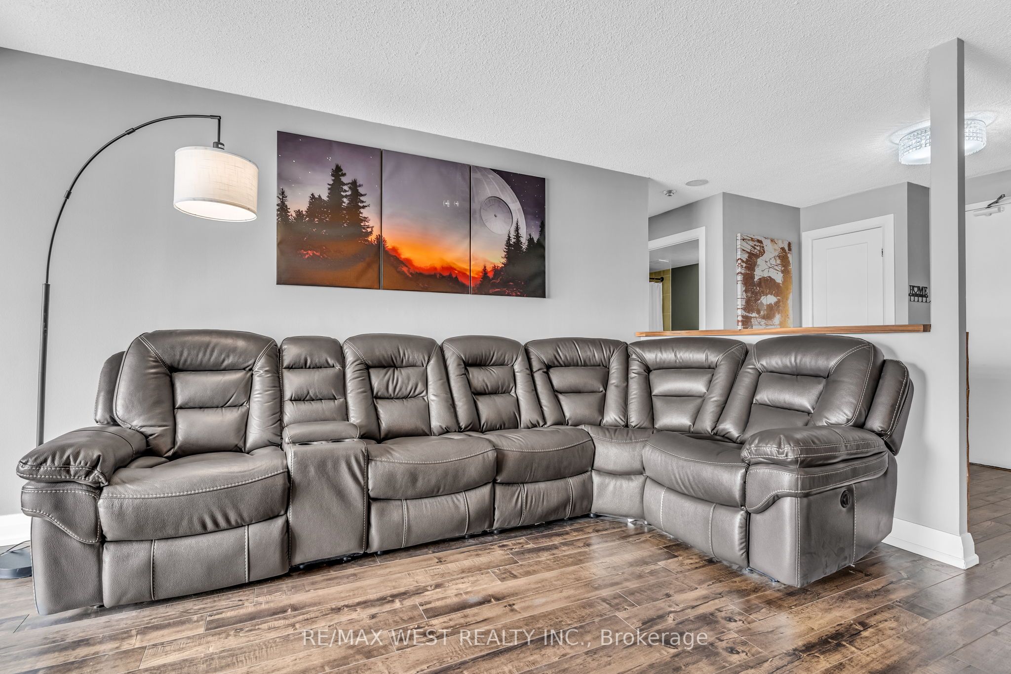 145 Hillcrest Avenue, #1615