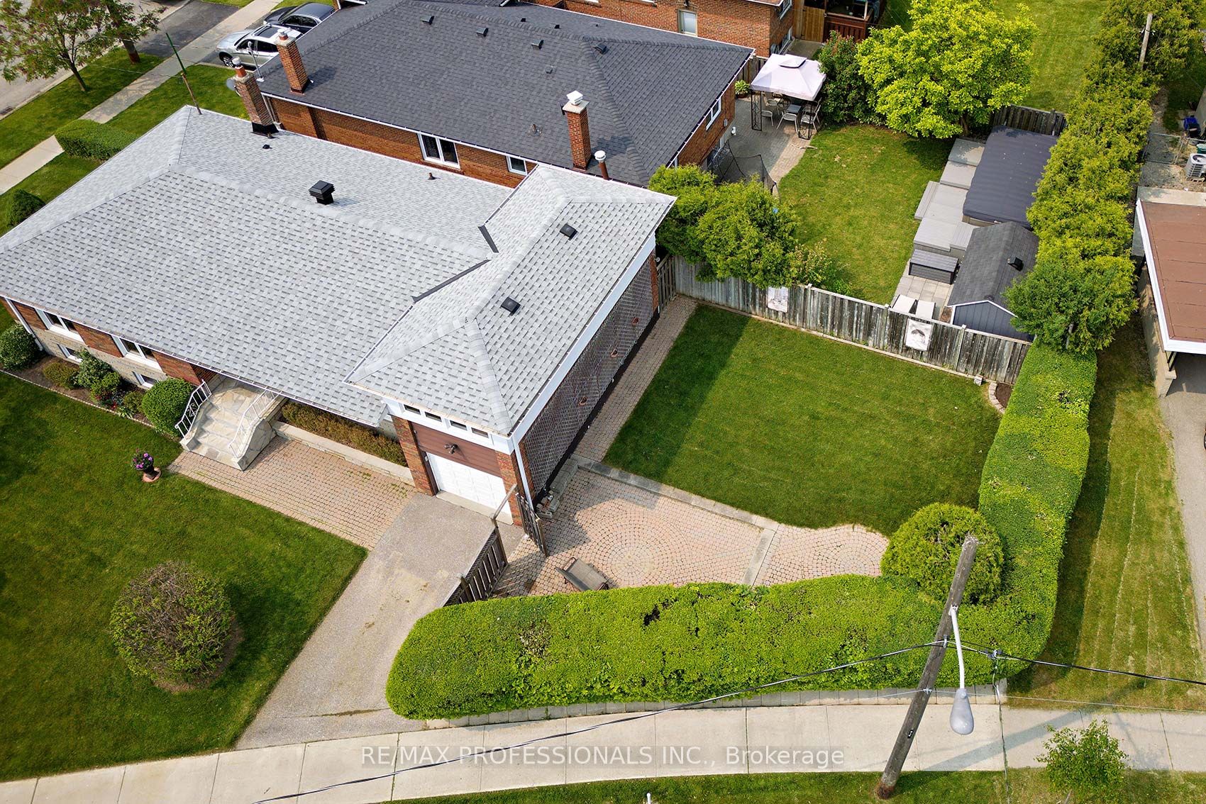 14 Baskerville Crescent