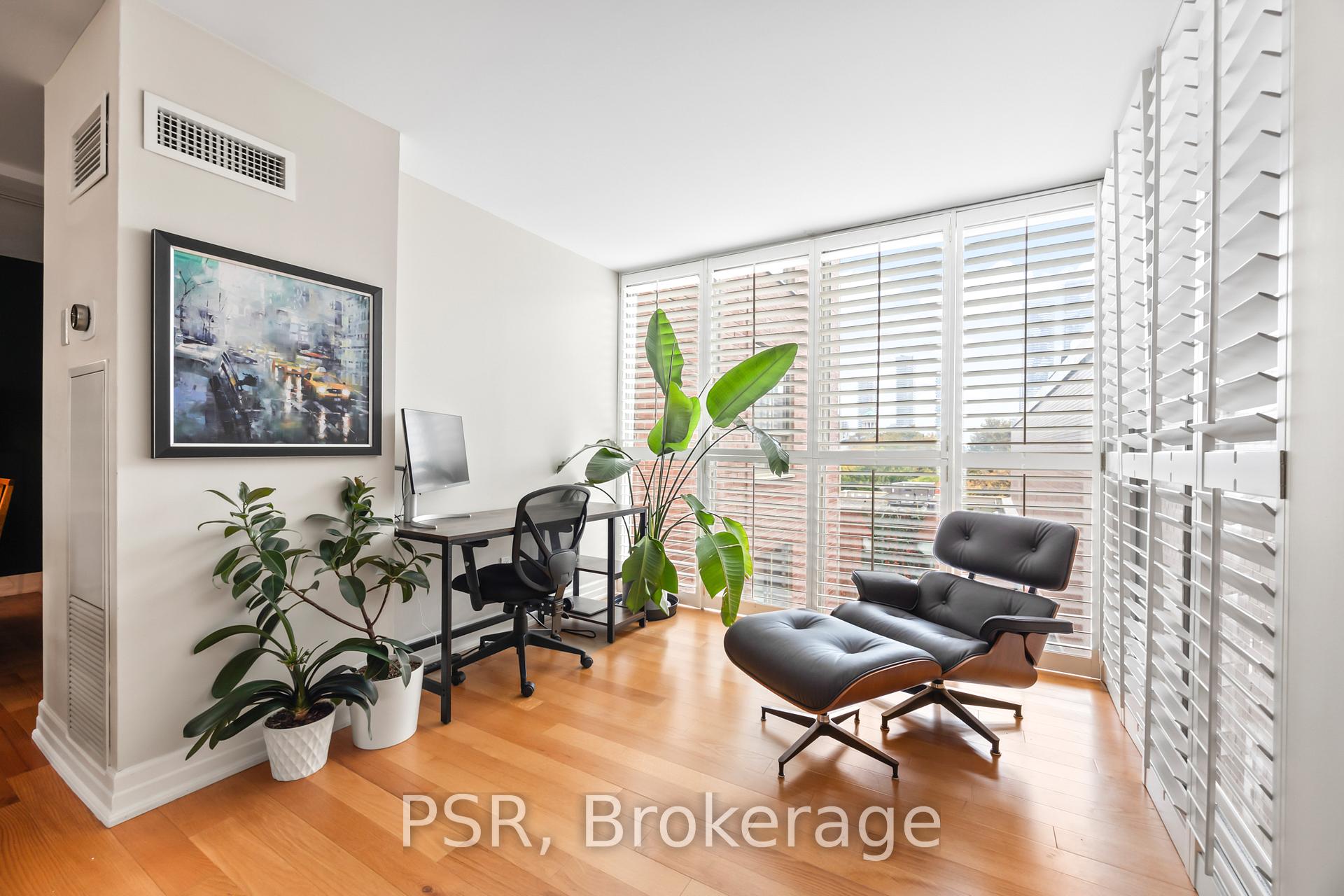 2 Bedrooms Condo at 95 Lombard, Toronto For sale