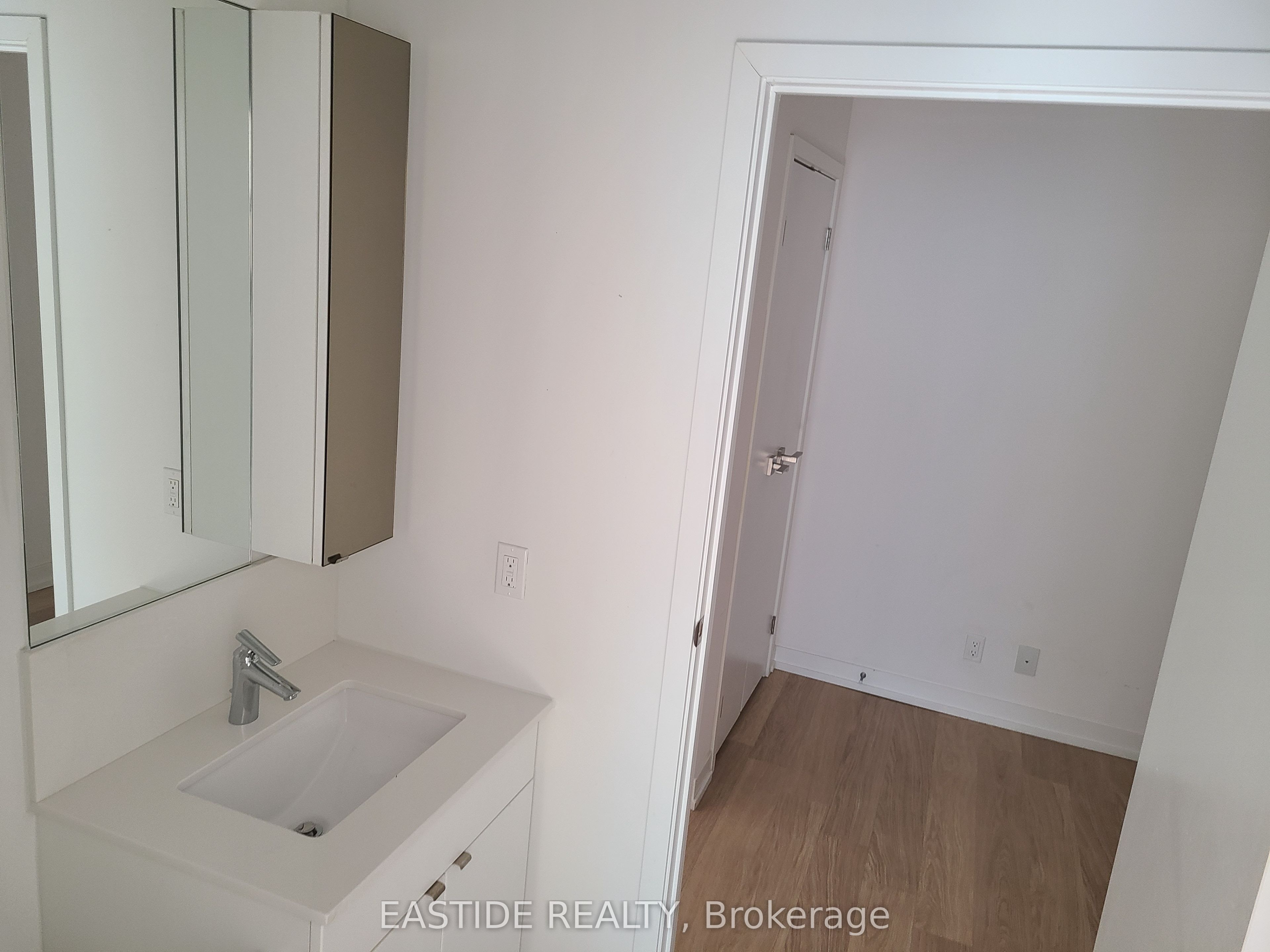 98 Lillian Street, #3211