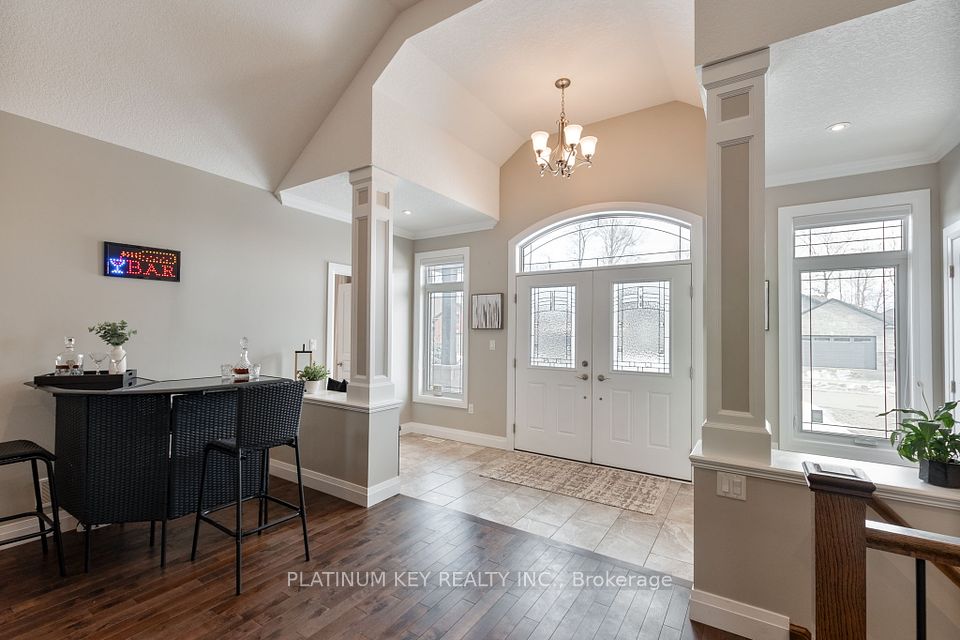 50 Veale Crescent, Strathroy-Caradoc, ON N7G 0C9