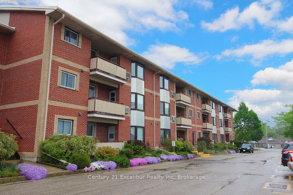 #206 - 497 BIRMINGHAM Street, Wellington North, ON N0G 2L1