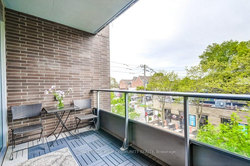 1 Bedroom Condo at 1960 Queen, Toronto For sale