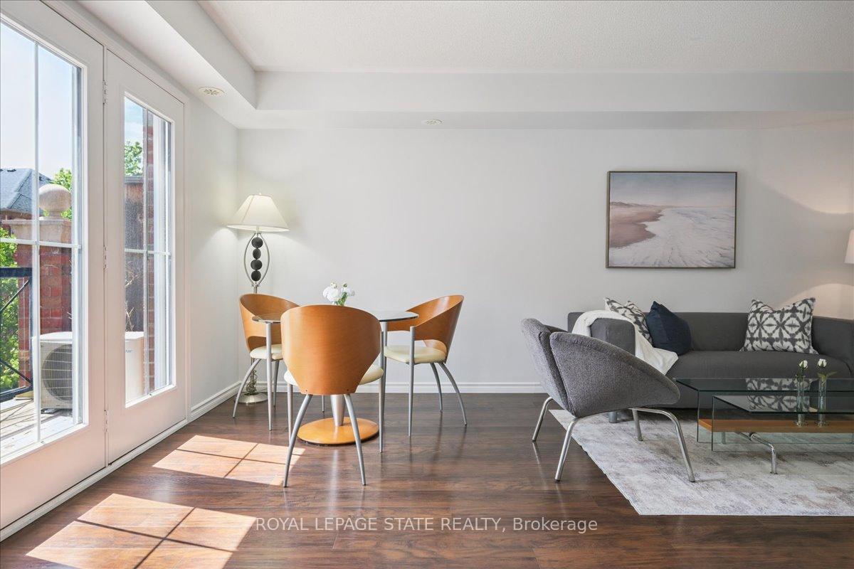 2 Bedrooms Condo at 2450 Post, Oakville For sale