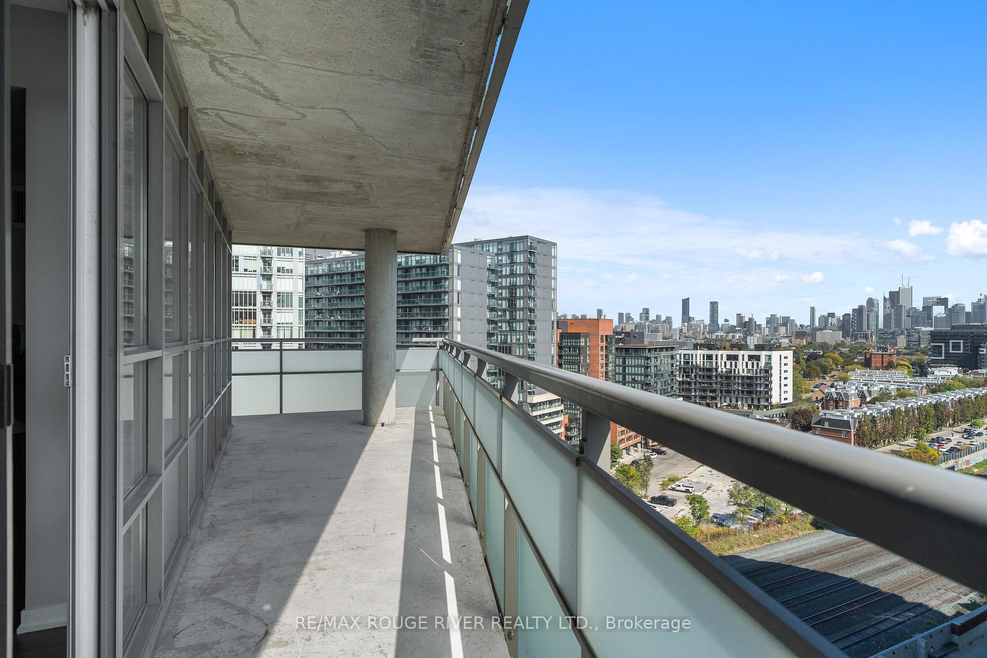 2 Bedrooms Condo at 38 Joe Shuster,  Toronto For sale