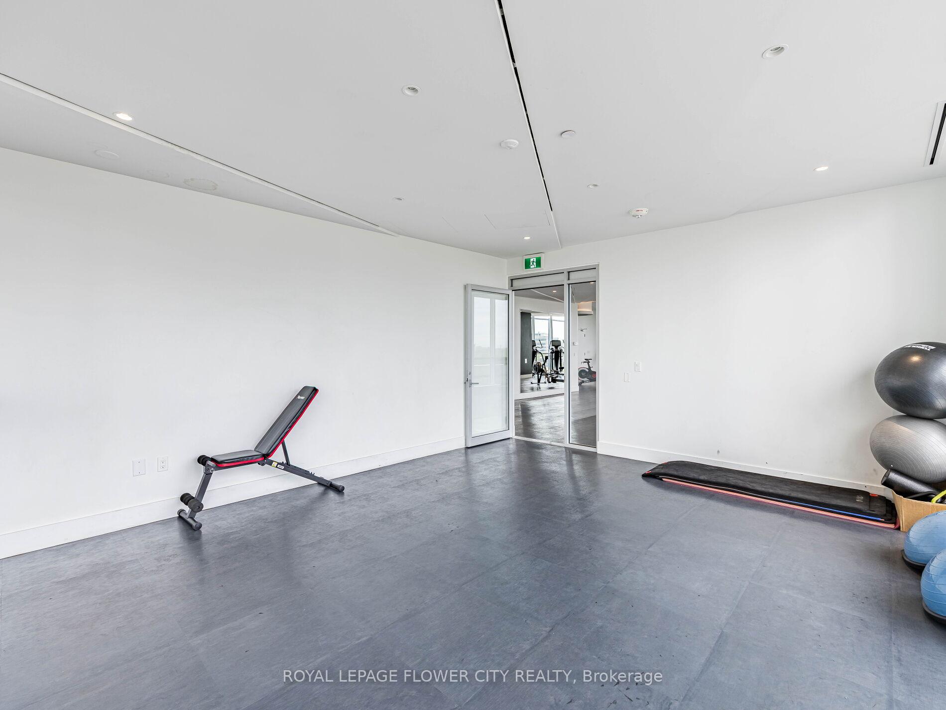 1 Bedroom Condo at 30 Gibbs, Toronto For sale