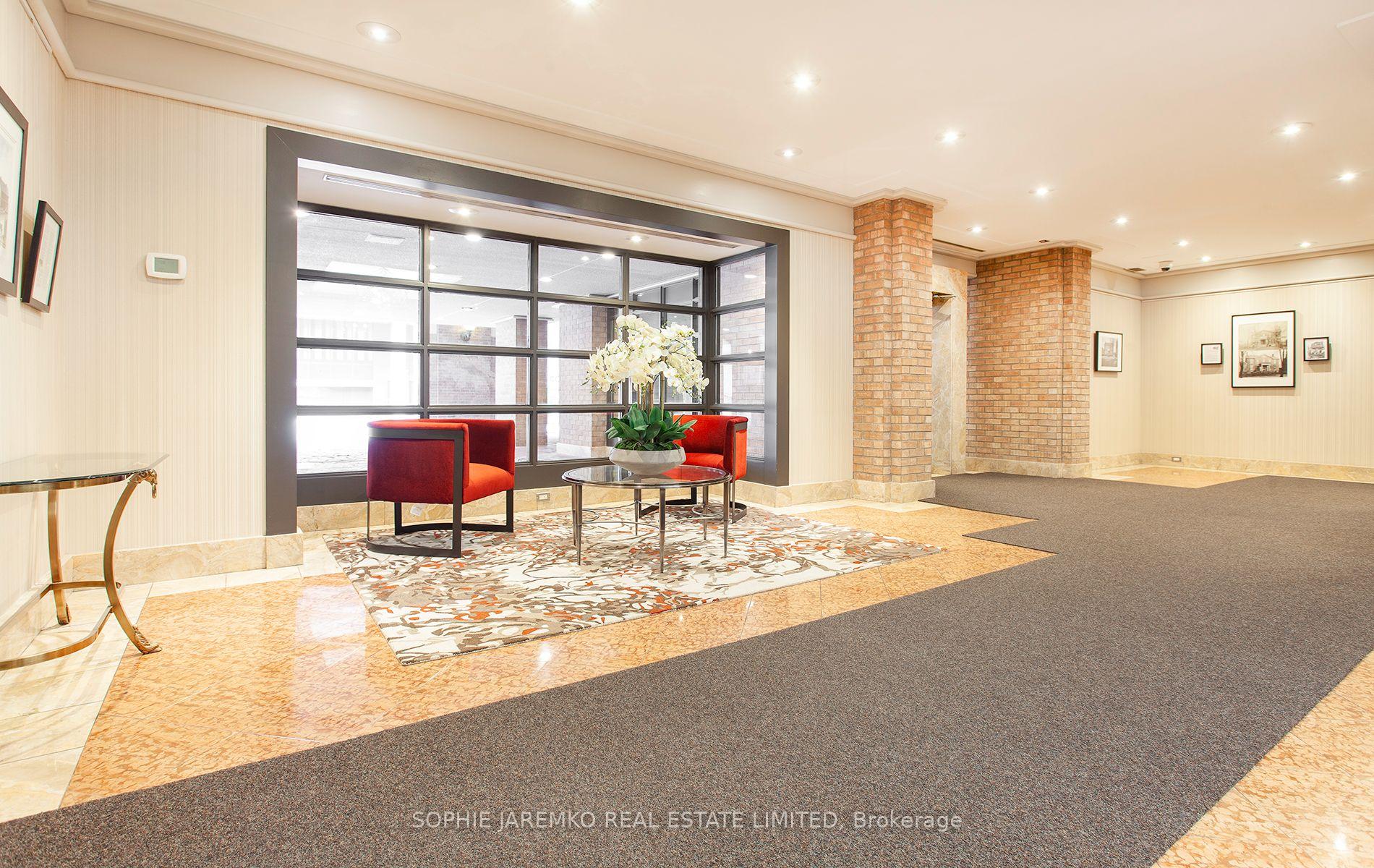 3 Bedrooms Condo at 160 Frederick,  Toronto For sale