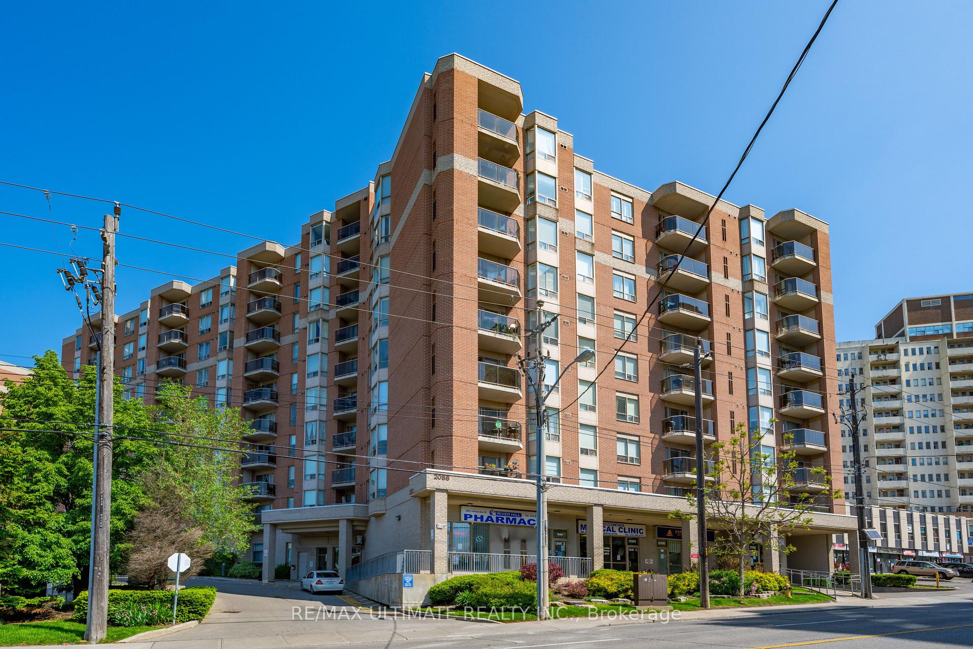 3 Bedrooms Condo at 2088 Lawrence, Toronto For sale