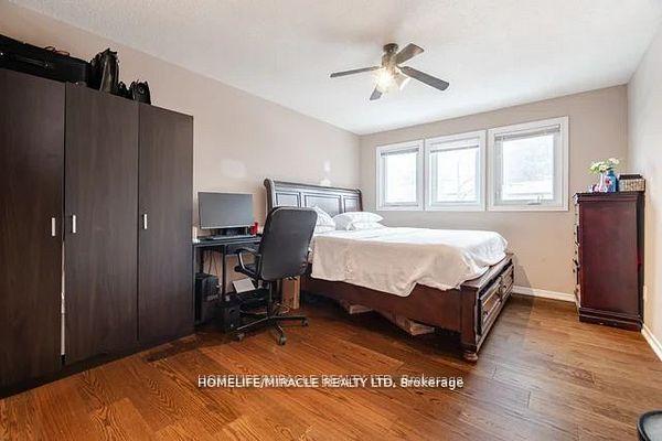 4 Bedrooms Condo at 7080 Copenhagen, Mississauga For sale
