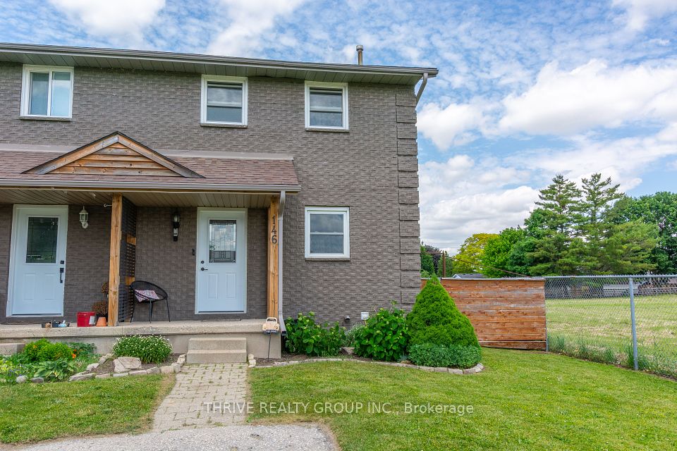 146 Simcoe