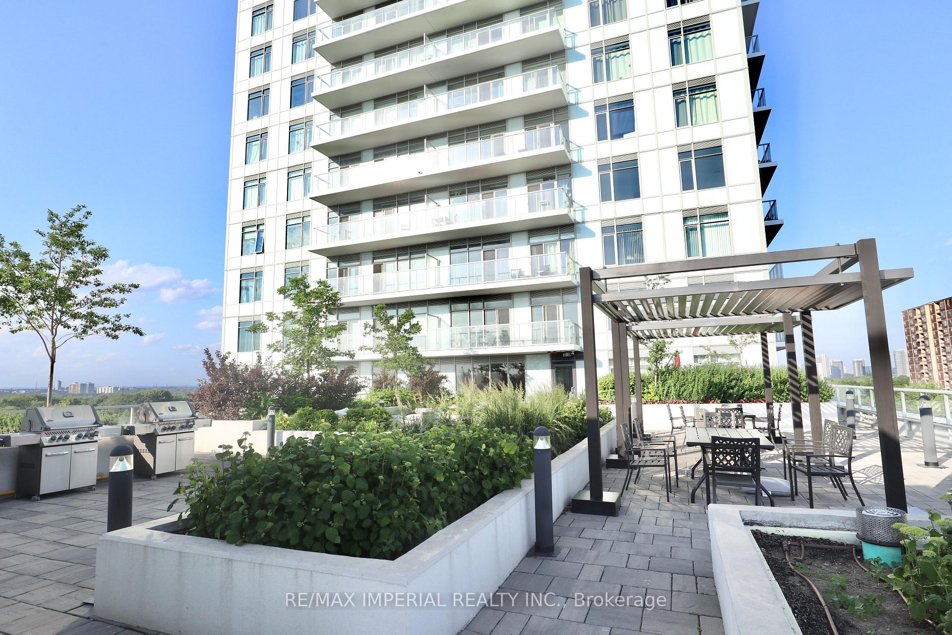 2 Bedrooms Condo at 3220 Sheppard, Toronto For sale