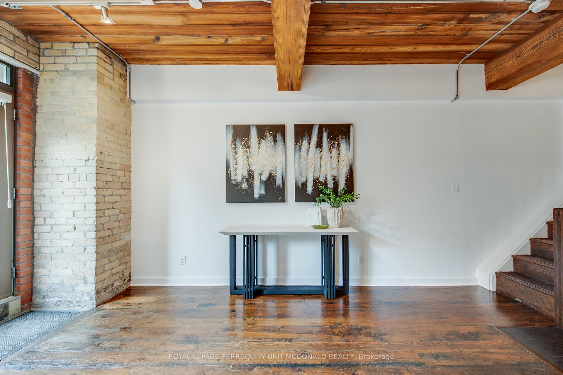 2 Bedrooms Condo at 436 Wellington, Toronto For sale