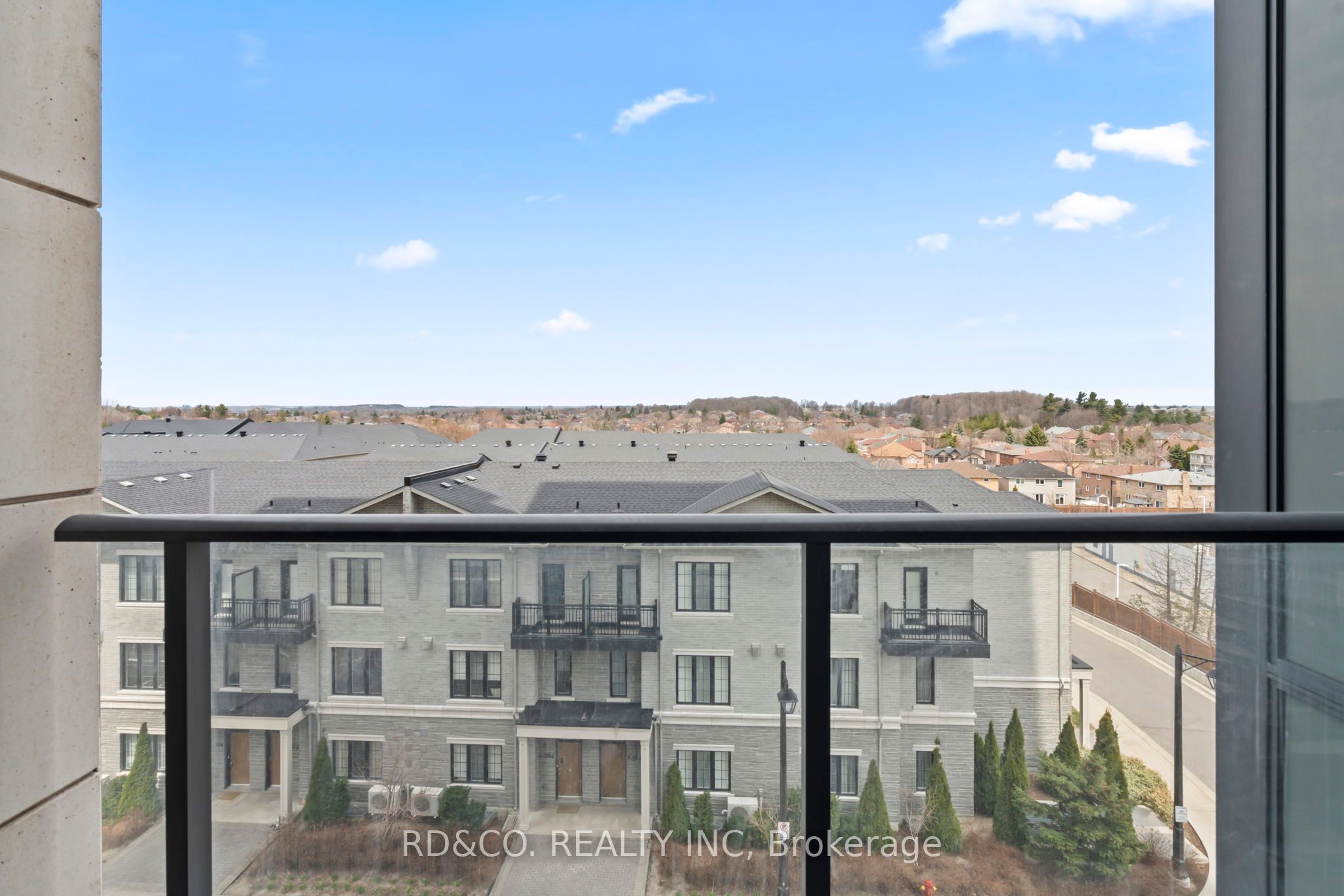 398 Highway 7 Road E, #601