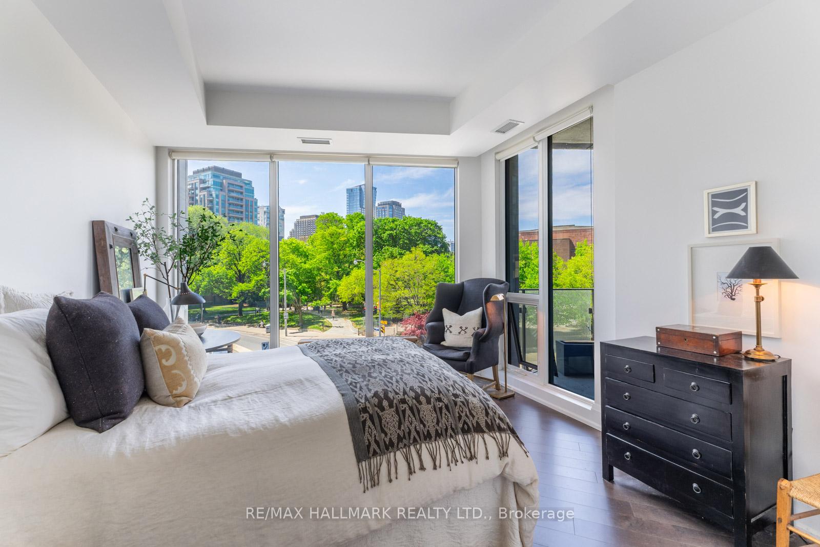 1 Bedroom Condo at 88 Davenport, Toronto For sale