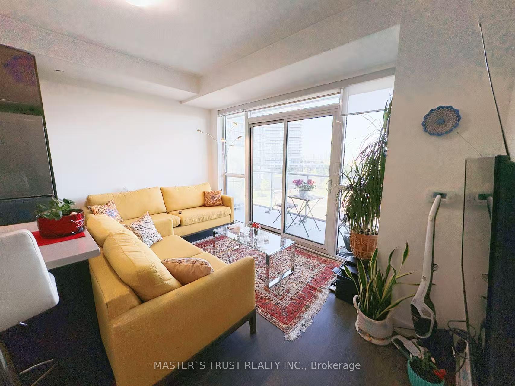 2 Bedrooms Condo at 4699 Glen Erin, Mississauga For sale